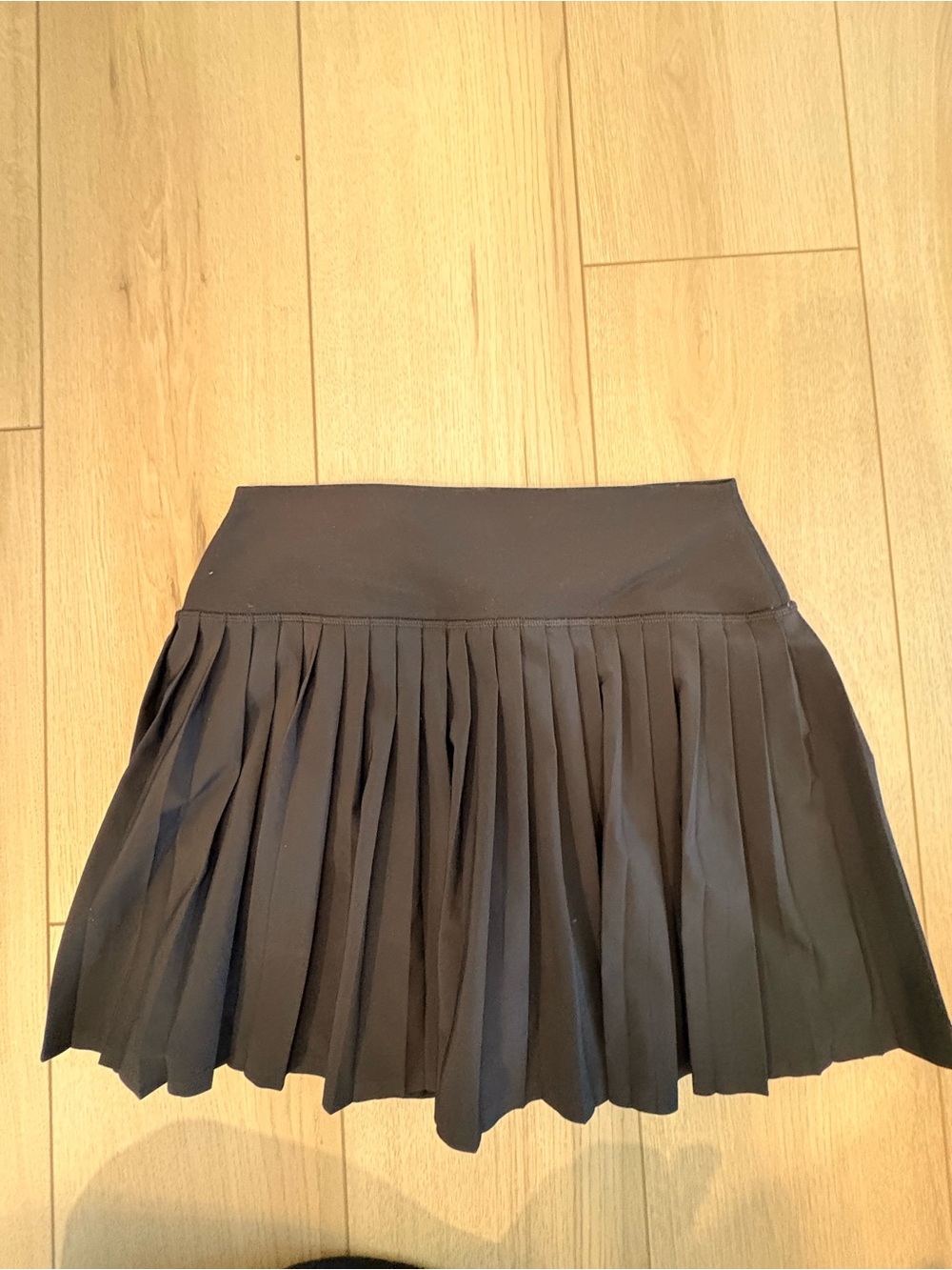 Abercrombie & Fitch Black Pleated Tennis-Style Mini Skirt